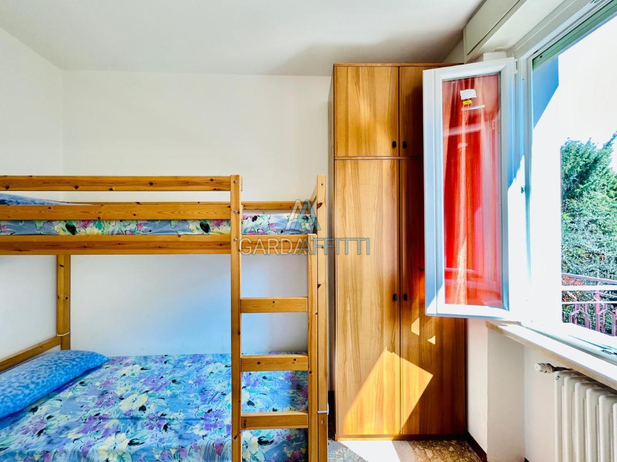 Ares Apartment - Vicino Al Lago Di Garda E Alla Stazione Treno Desenzano del Garda Exterior photo