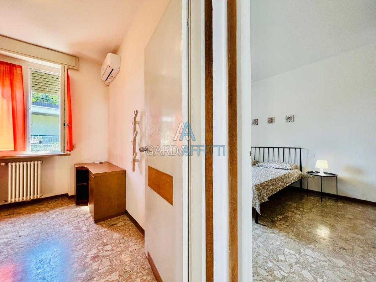Ares Apartment - Vicino Al Lago Di Garda E Alla Stazione Treno Desenzano del Garda Exterior photo