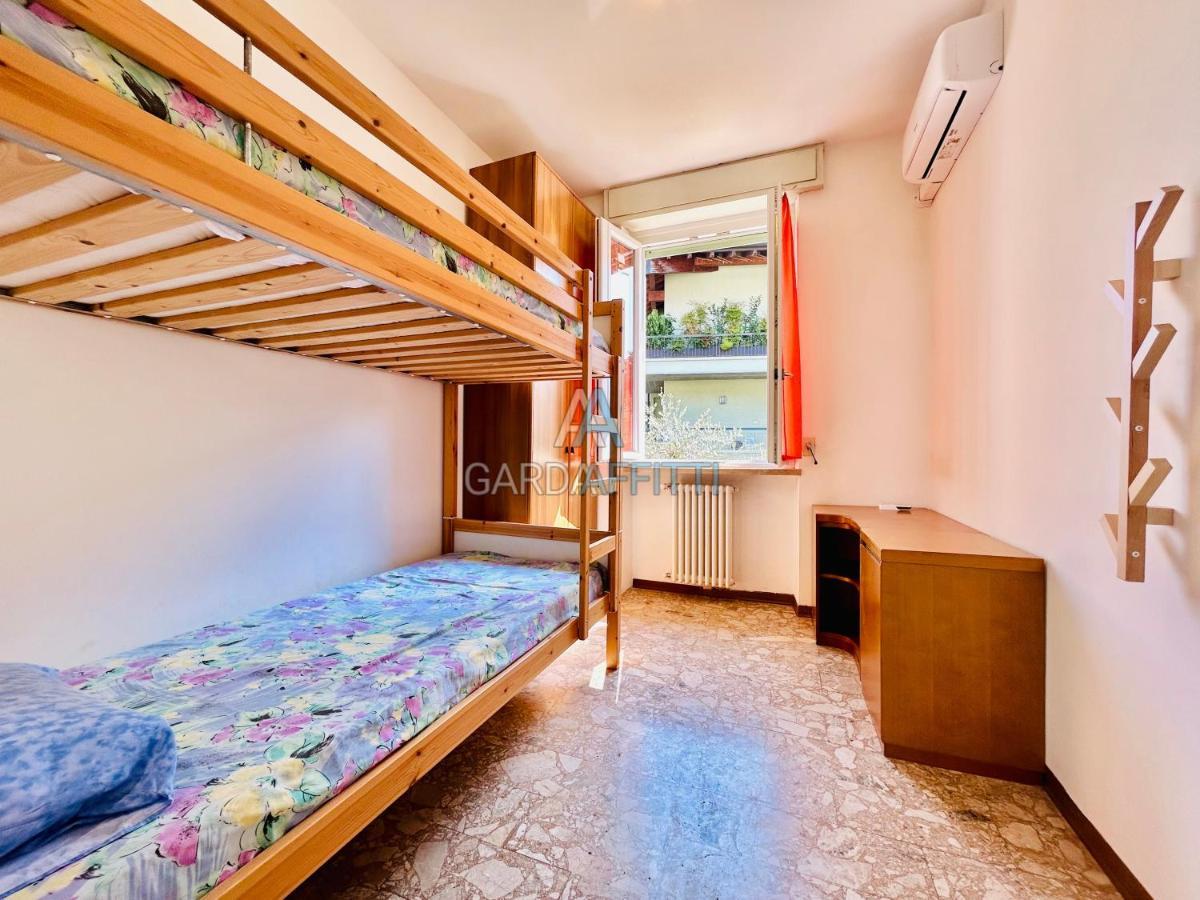 Ares Apartment - Vicino Al Lago Di Garda E Alla Stazione Treno Desenzano del Garda Exterior photo