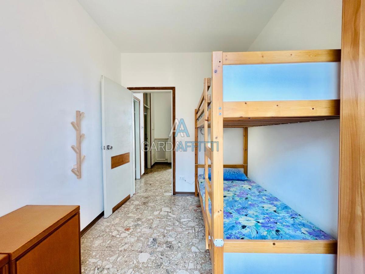 Ares Apartment - Vicino Al Lago Di Garda E Alla Stazione Treno Desenzano del Garda Exterior photo